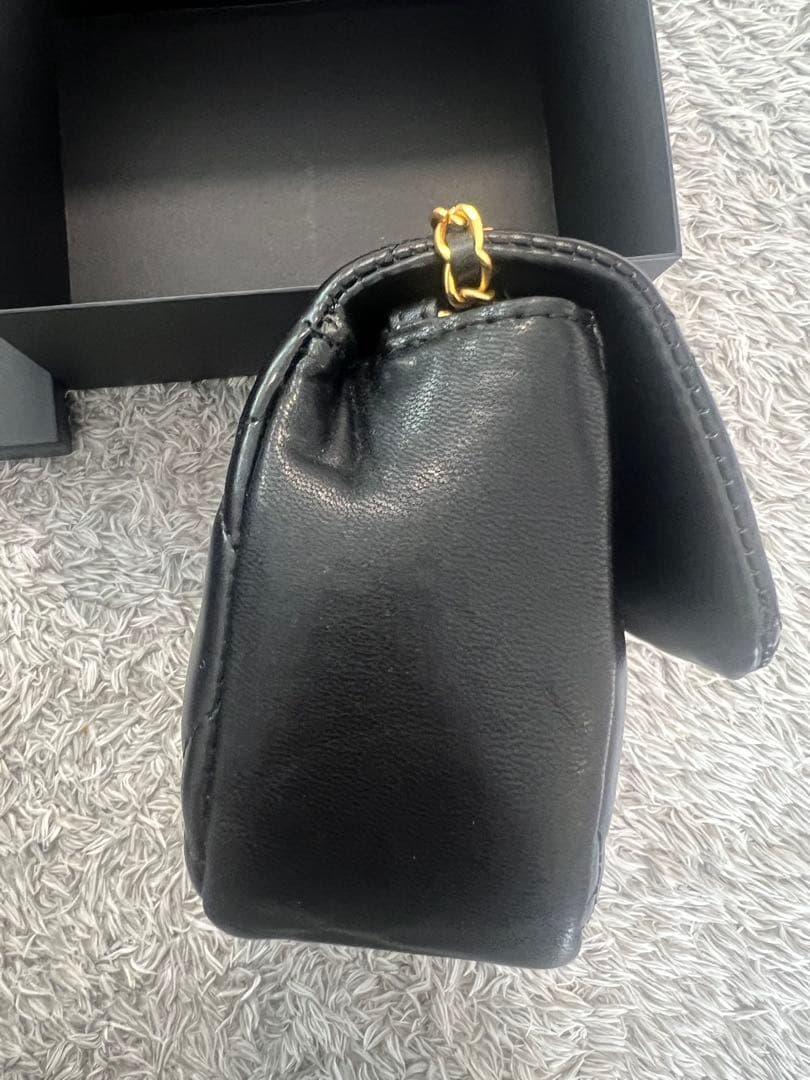 CHANEL シャネル　 ブラック ショルダーバッグ ゴールド金具 ノベルティ
