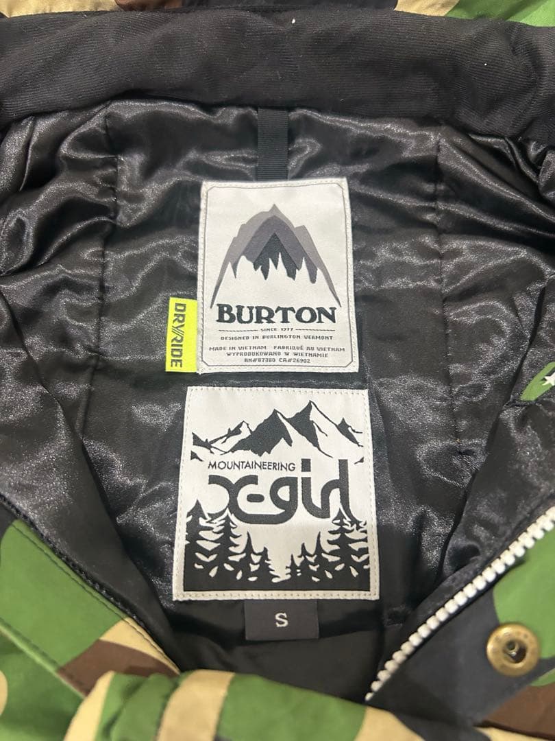 【値下げ★】エックスガール BURTON Xgirl スノボウェア スキー 迷彩