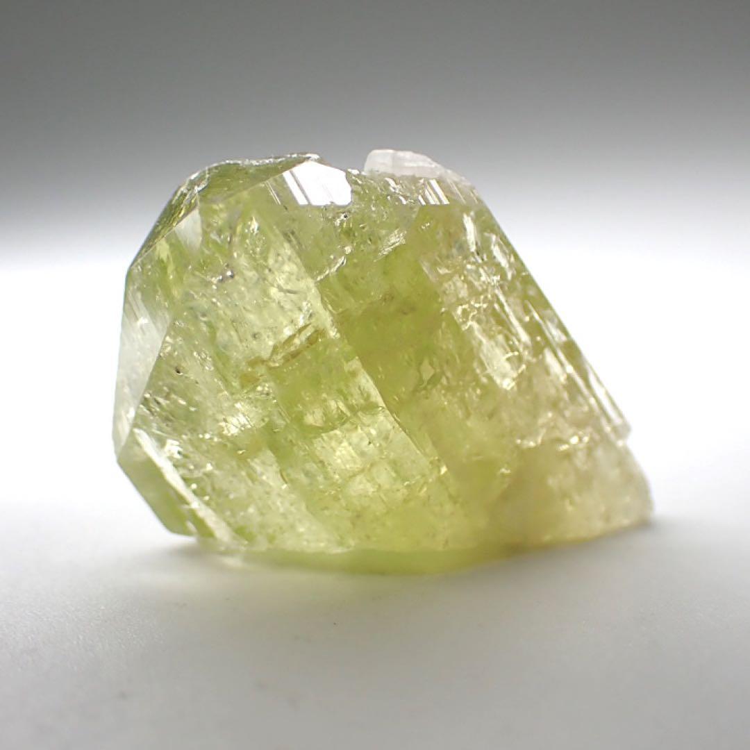 【ブラジル産】ブラジリアナイト原石