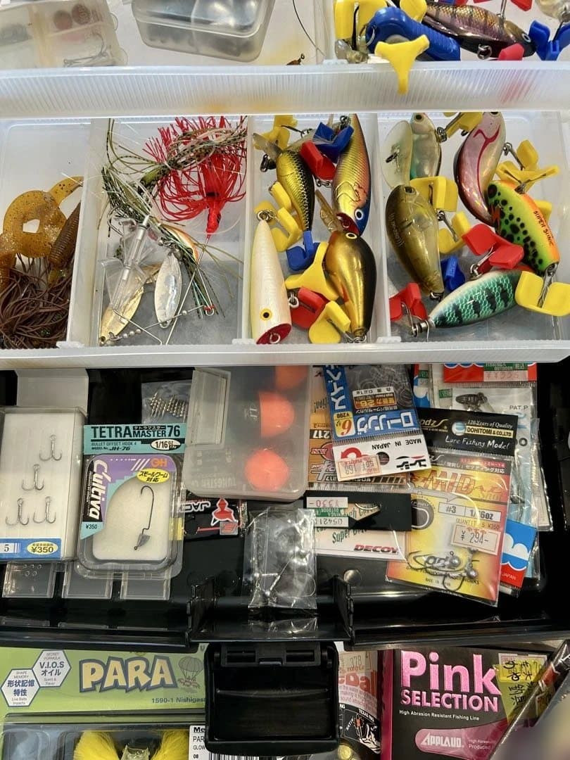 【引退 超お得まとめ売り】ルアー中心の道具BOX全て