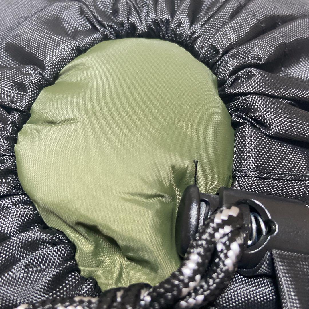 ダウンシュラフ 秋冬春用 寝袋 ダウン マミー型 ダウン充填 800g