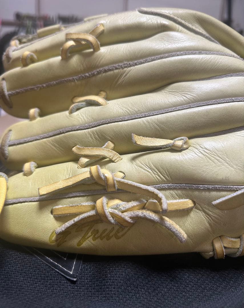 Mizuno Global Elite 硬式グローブ ライム色(蛍光黄色)