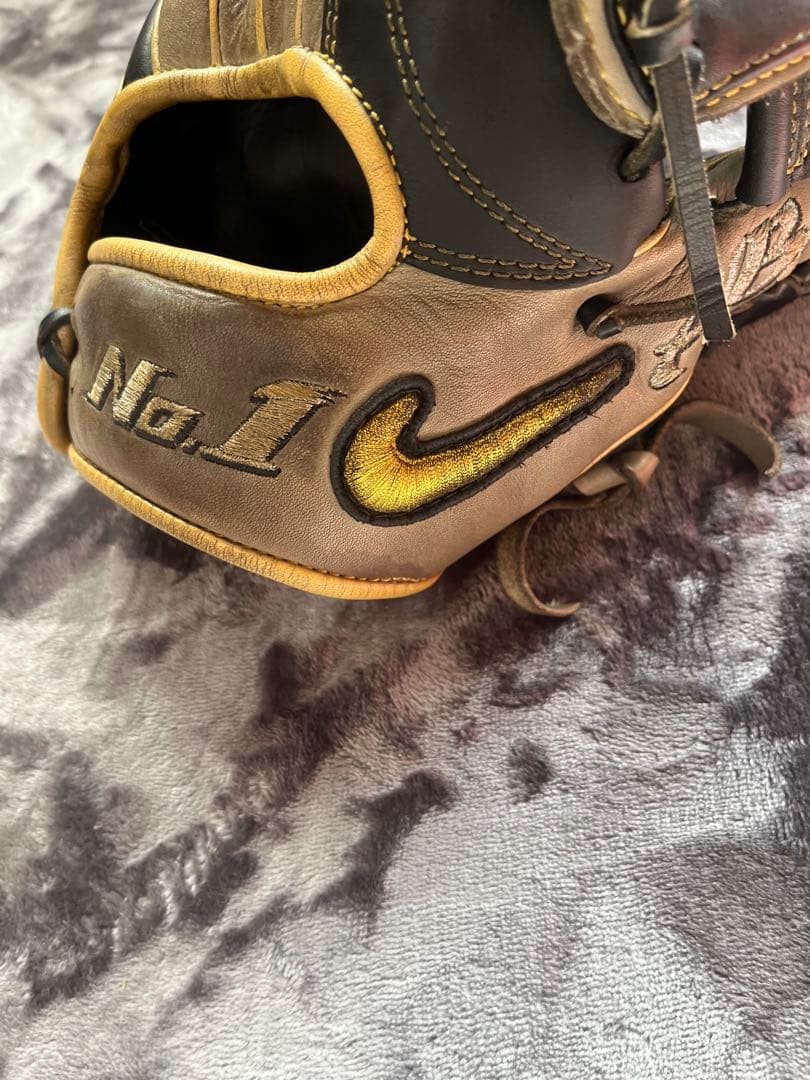 NIKE外野用硬式グラブ