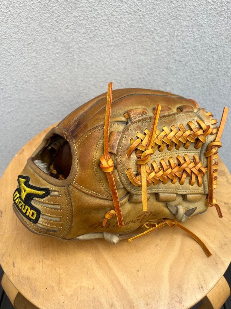 ミズノプロ 硬式　内野用グローブ