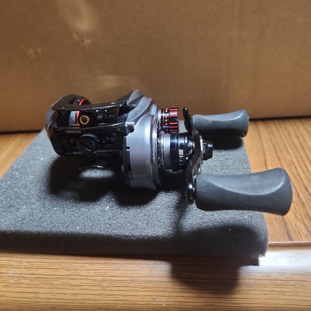 リール Revo LV7-L