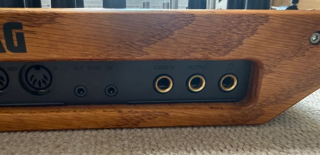 KORG monologue　メンテ済み　かっこいい廃番色