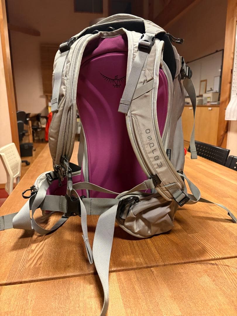 Osprey Krestaクレスタ30スノーボード用バック/バックカントリー