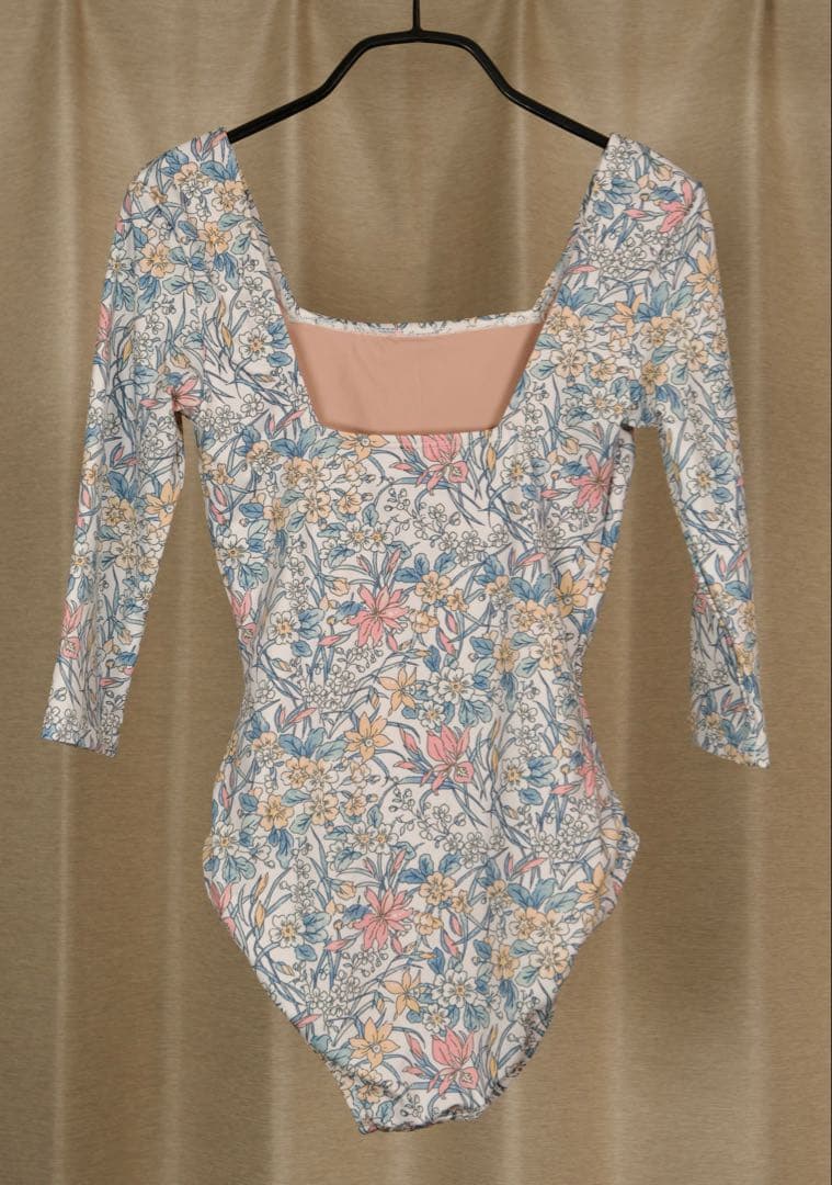 【 entrechat アントルシャ 】レオタード