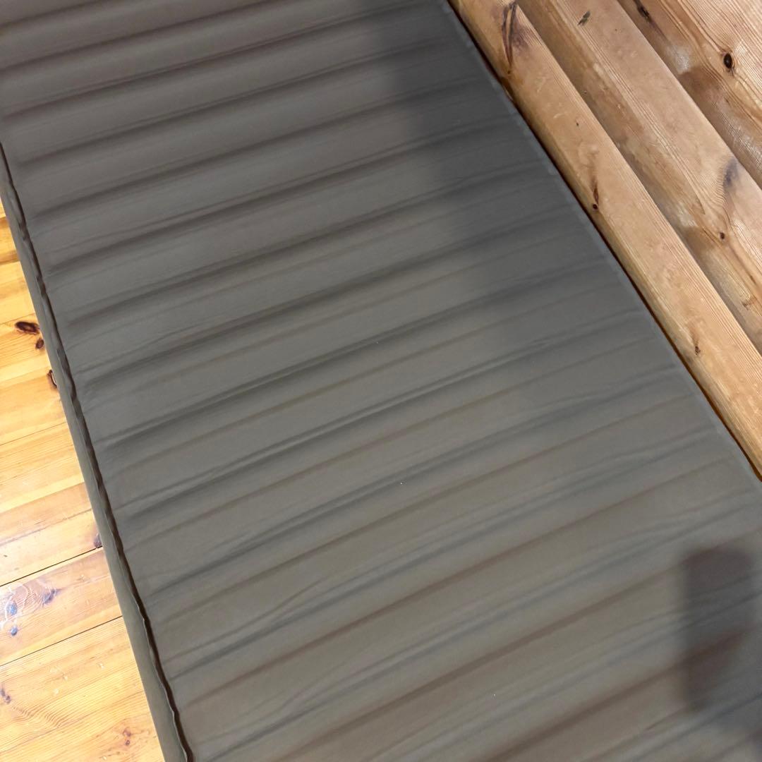 【美品】Coleman MASTER SERIES インフレーターマット