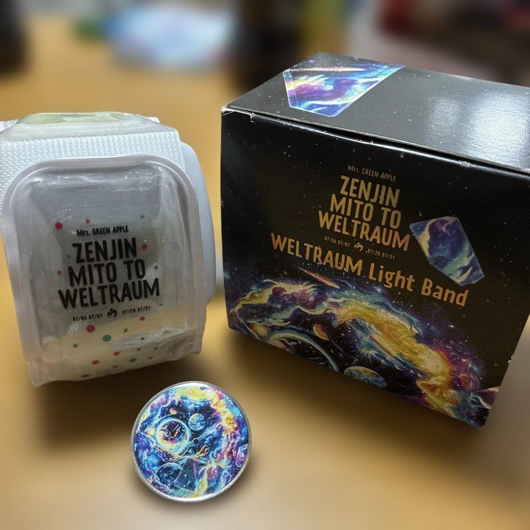 【12/16まで！】メルカリ祭特価値引きLight Bandミセスピンバッチ付き