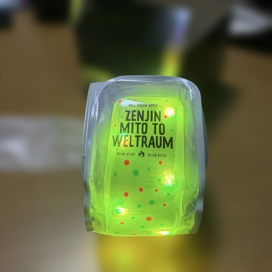 【12/16まで！】メルカリ祭特価値引きLight Bandミセスピンバッチ付き