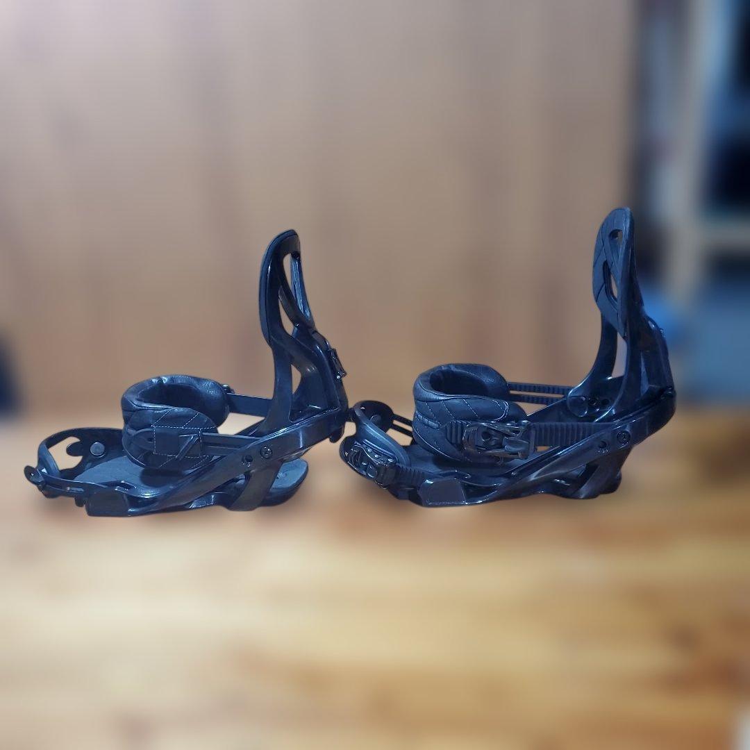 SALOMON スノーボードビンディング S/Mサイズ！ BD2602