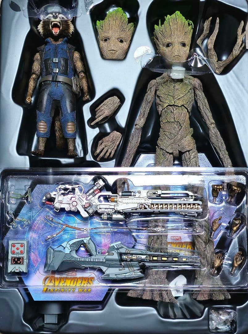 アベンジャーズ インフィニティウォー 1/6 グルート＆ロケット ホットトイズ