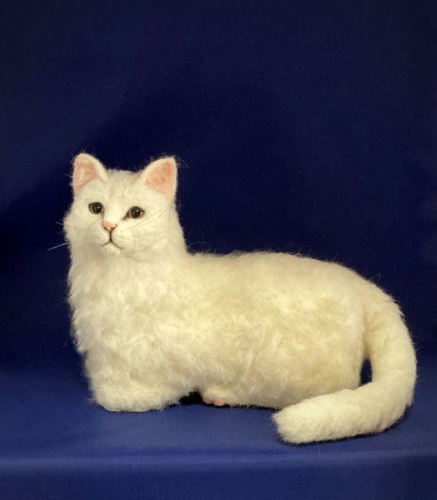 羊毛フェルト 猫 サンプルページ 白猫 L L L ハンドメイド 香箱座り