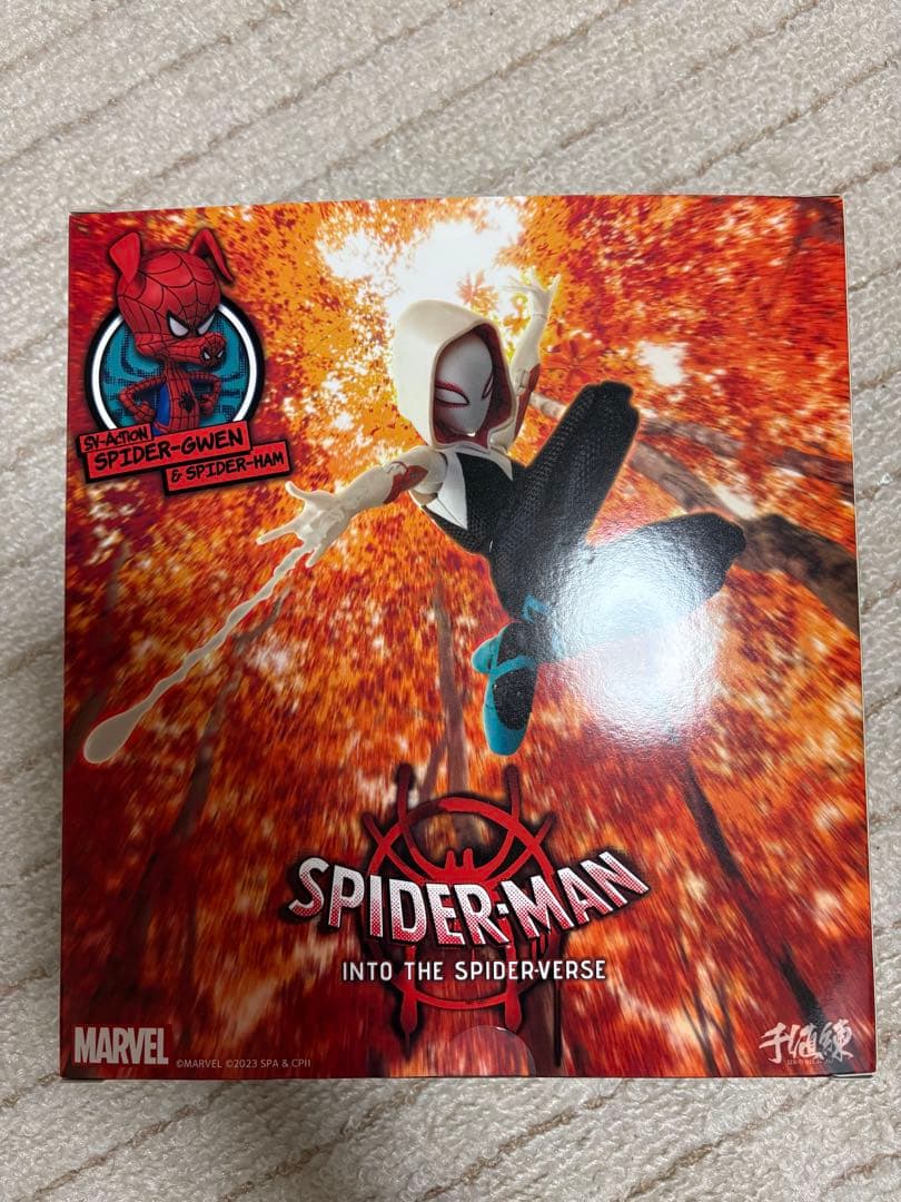 千値練 スパイダーグウェン