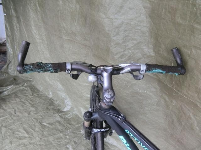 168：Bianchi Attivo　ビアンキ　ジャンク　引取限定：埼玉県所沢市