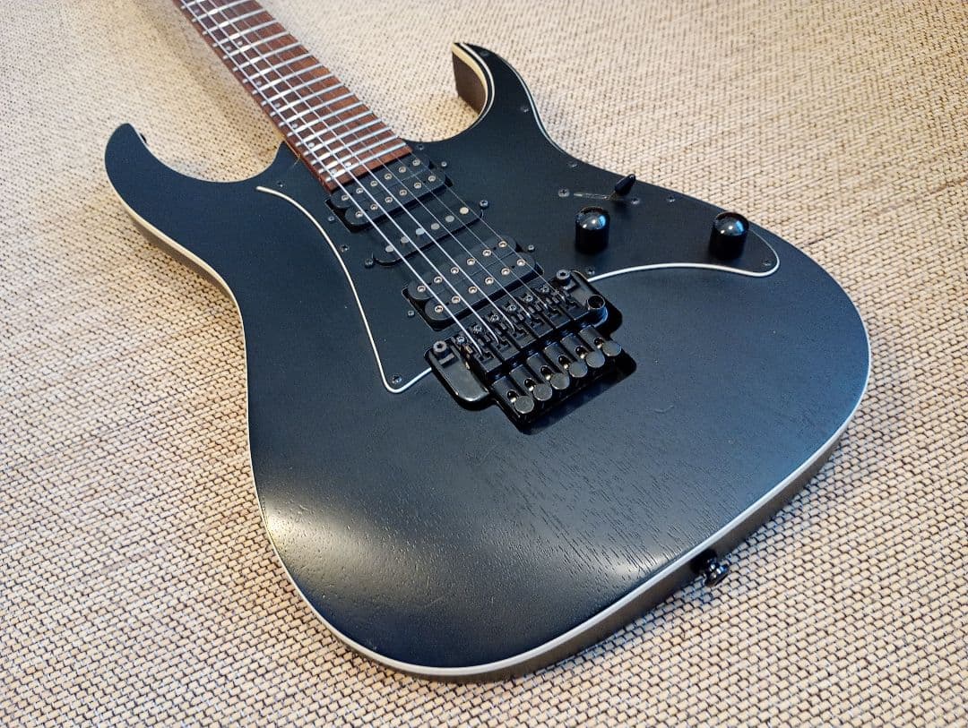 アイバニーズ Ibanez RG350ZB
