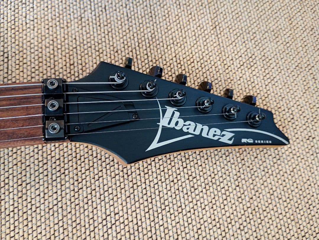 アイバニーズ Ibanez RG350ZB