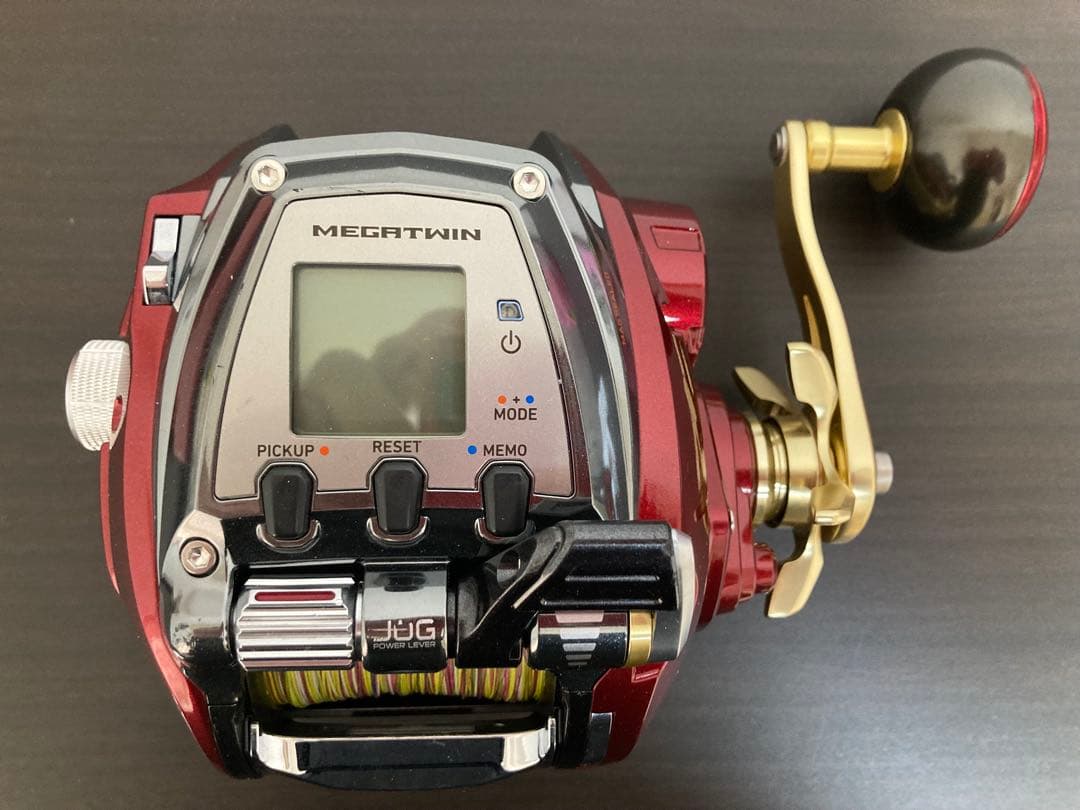 Daiwa SEABORG500MJ MEGATWIN 電動リール レッド