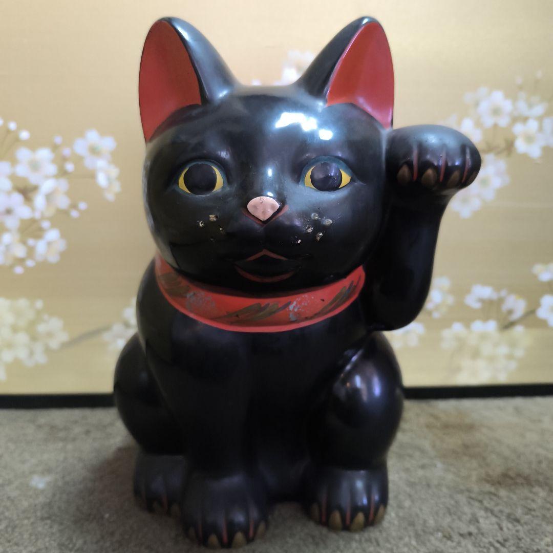 陶器製　可愛らしい黒い招き猫 レア