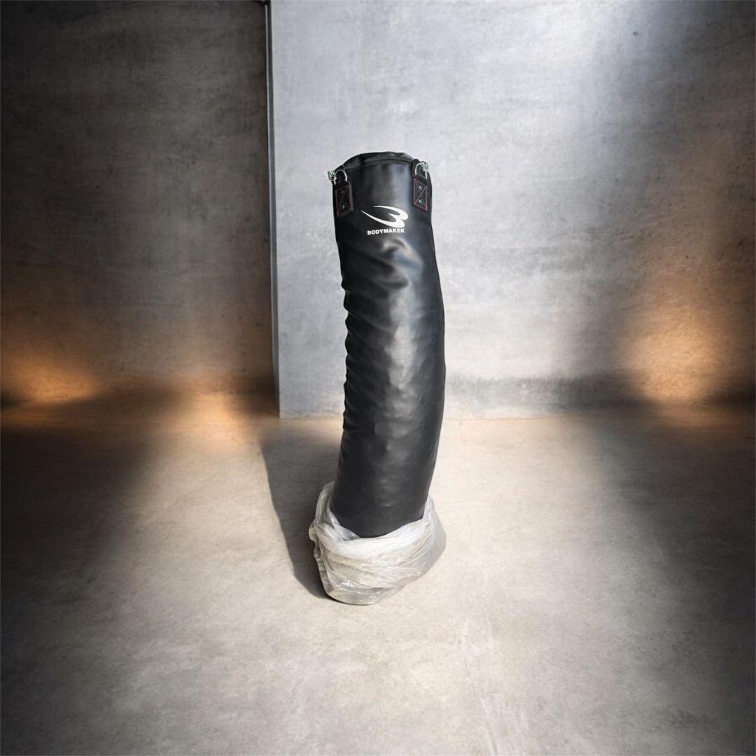 吊り下げ式サンドバッグ 黒　ボディーメーカー