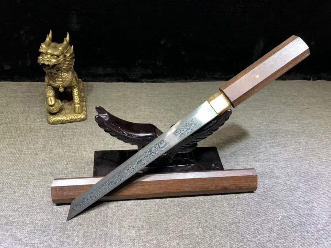 武具　刀装具　日本刀　模造刀   居合刀    肋差   短刀 花梨木六稜唐横刀