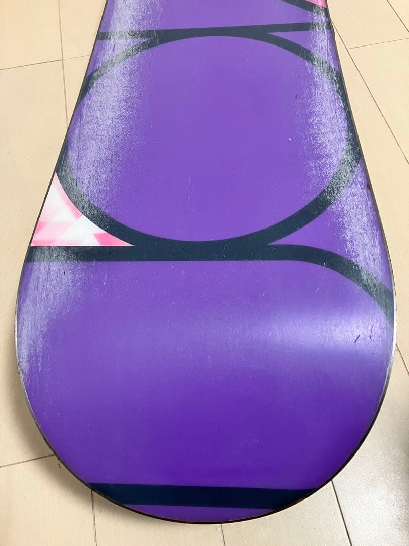 SALOMON サロモン143cm スノーボードとビンディングセット大阪手渡可！