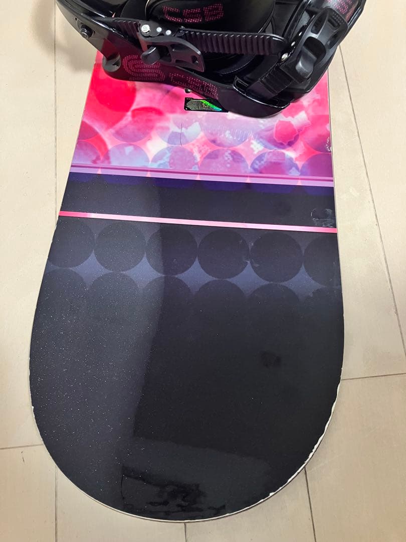 SALOMON サロモン143cm スノーボードとビンディングセット大阪手渡可！