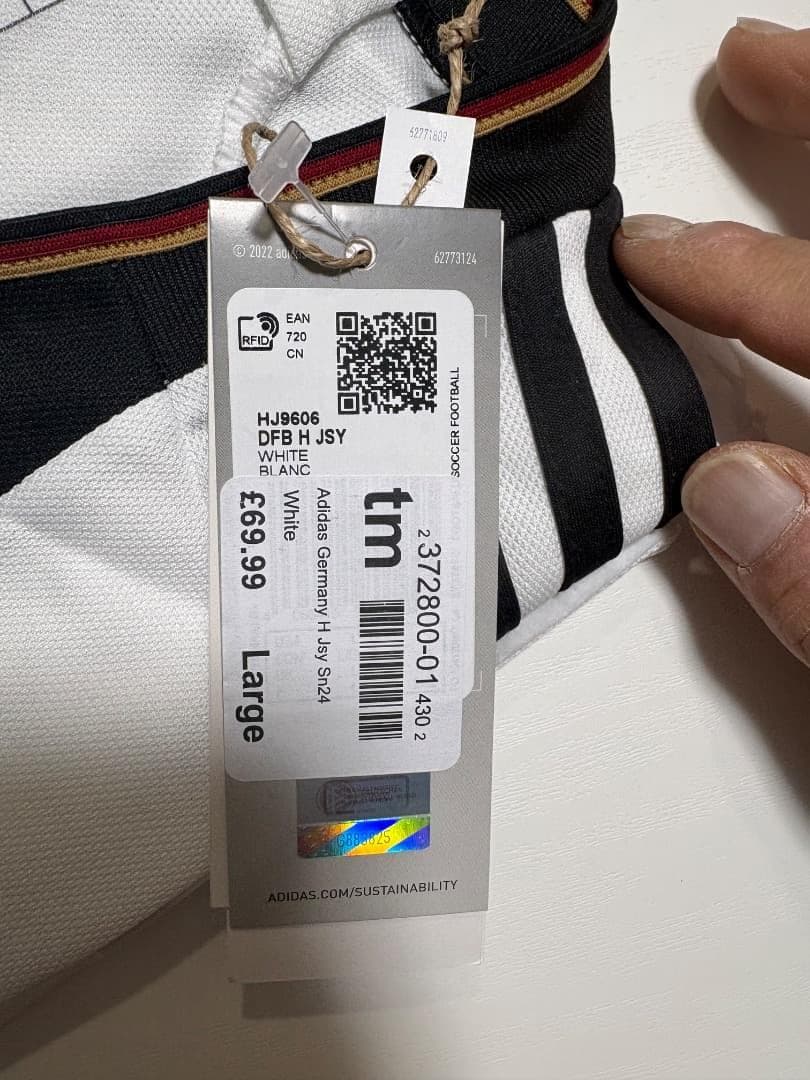 新品未開封　正規品　adidas　2022年　ドイツ代表　ユニフォーム