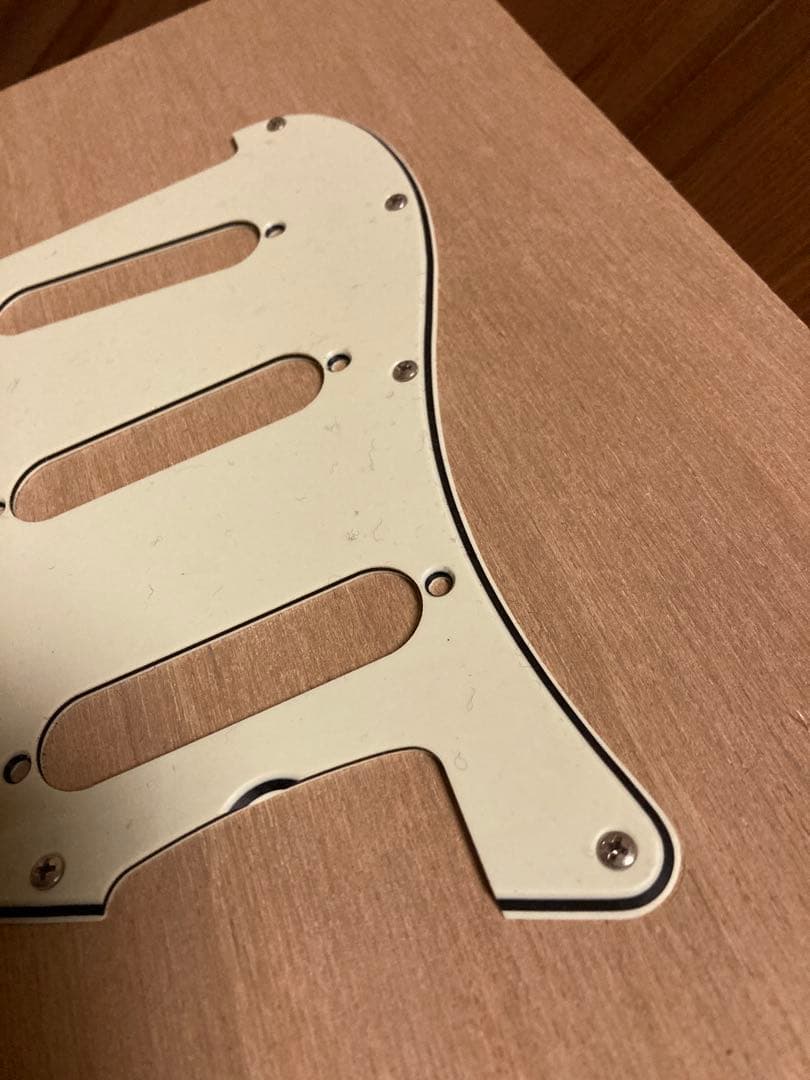 セルロイド製 ストラトピックガード '64 crazyparts グリーンガード