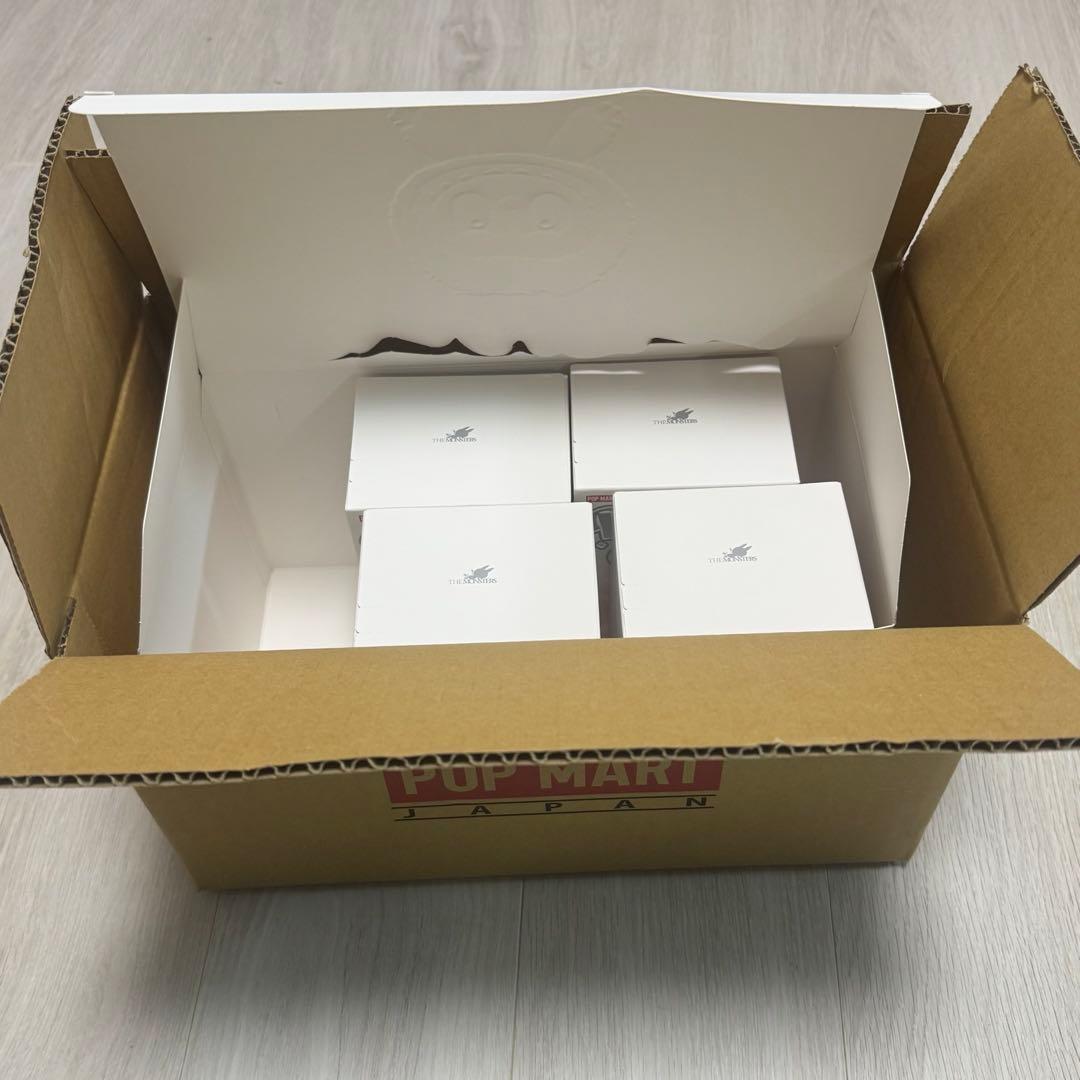 物*★様 ラブブエナジーLabubu Big into Energyアソート4セ