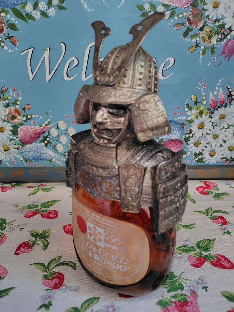 金属製　重い　NIKKA WHISKY ニッカウヰスキー 鎧 兜 侍　G&G
