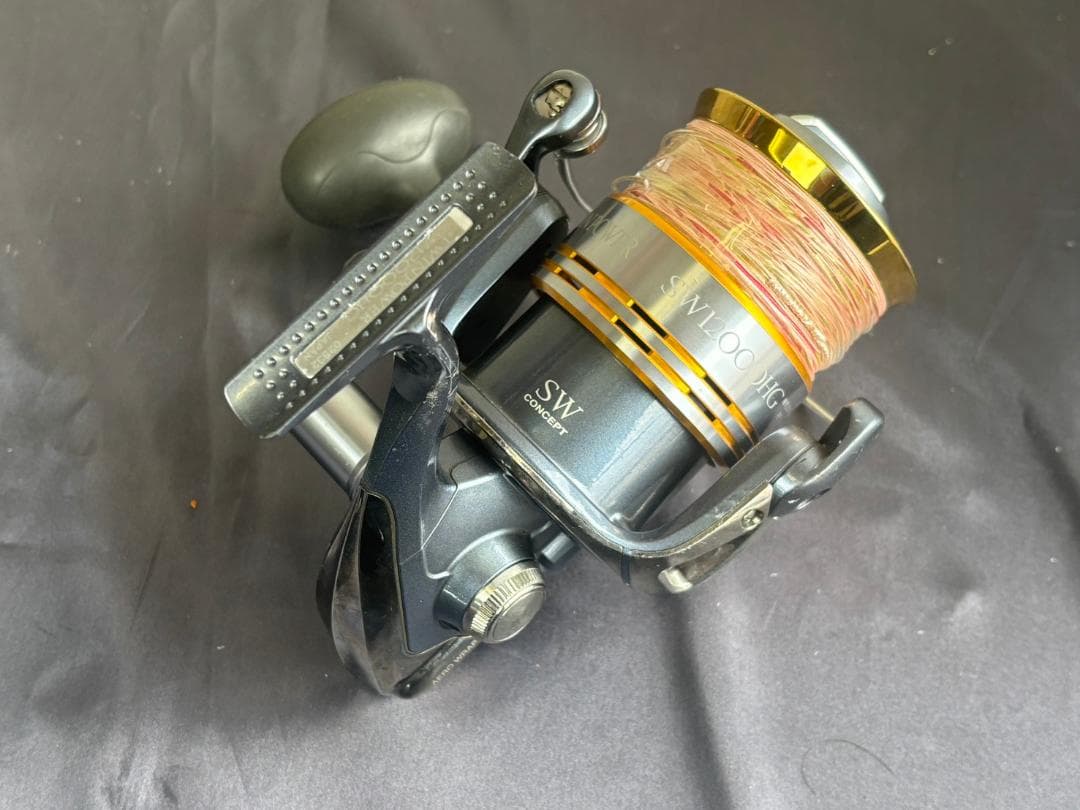 シマノ ツインパワーSW12000HG 右ハンドル軸とPE５号付　美品