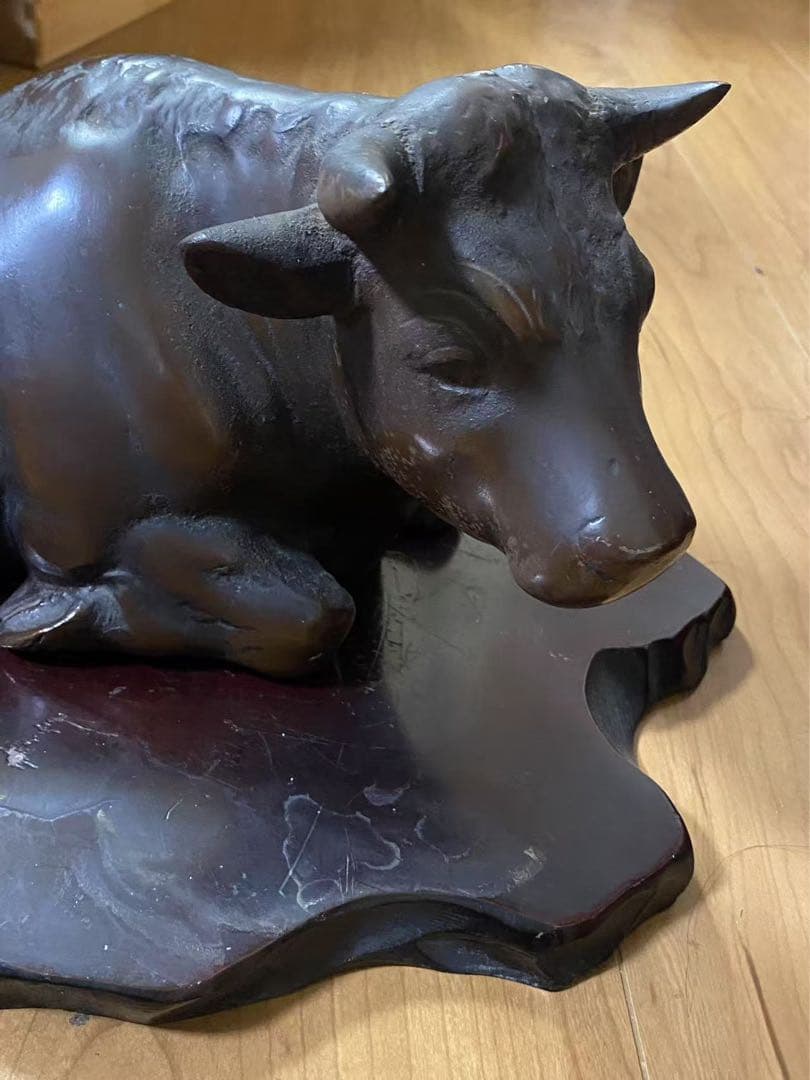 旧家蔵出（大牛）置物 時代物