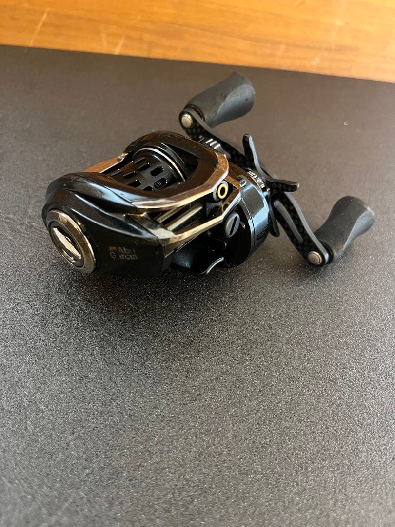 Abu Garcia REVO LTX-BF8 ベイトリール