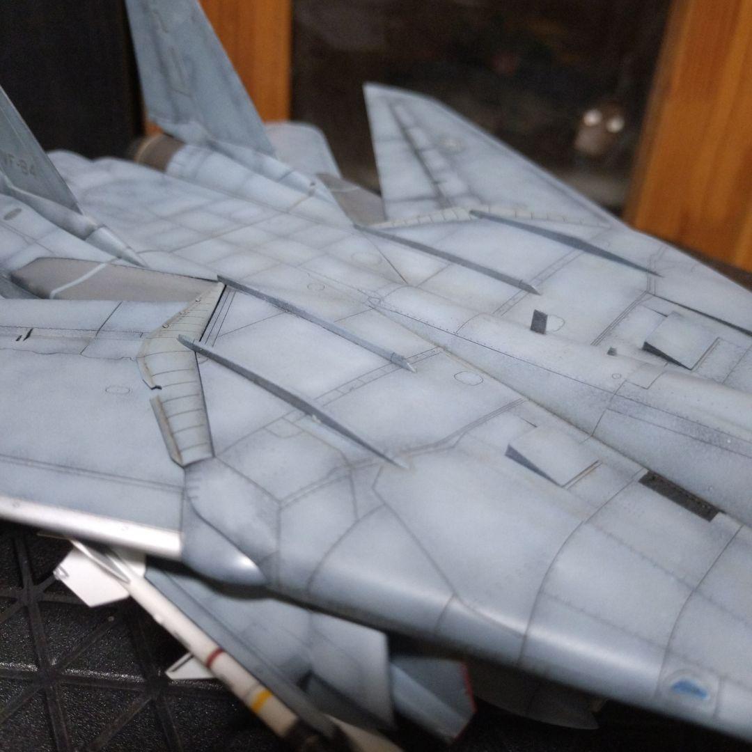 タミヤ 1/48 F14Aプラモデル塗装済み完成品