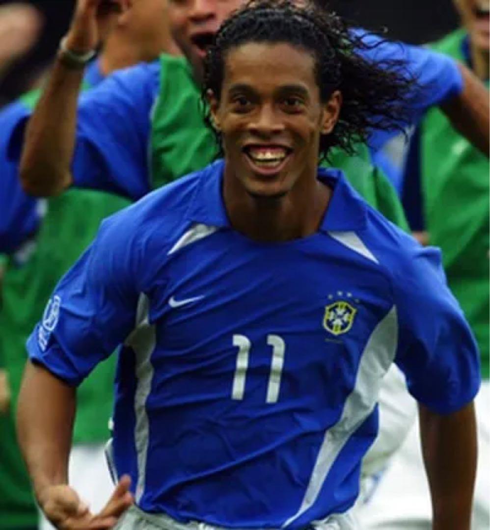 【希少・日韓W杯優勝モデル】ブラジル代表 2002（アウェイ）ロナウド カカ