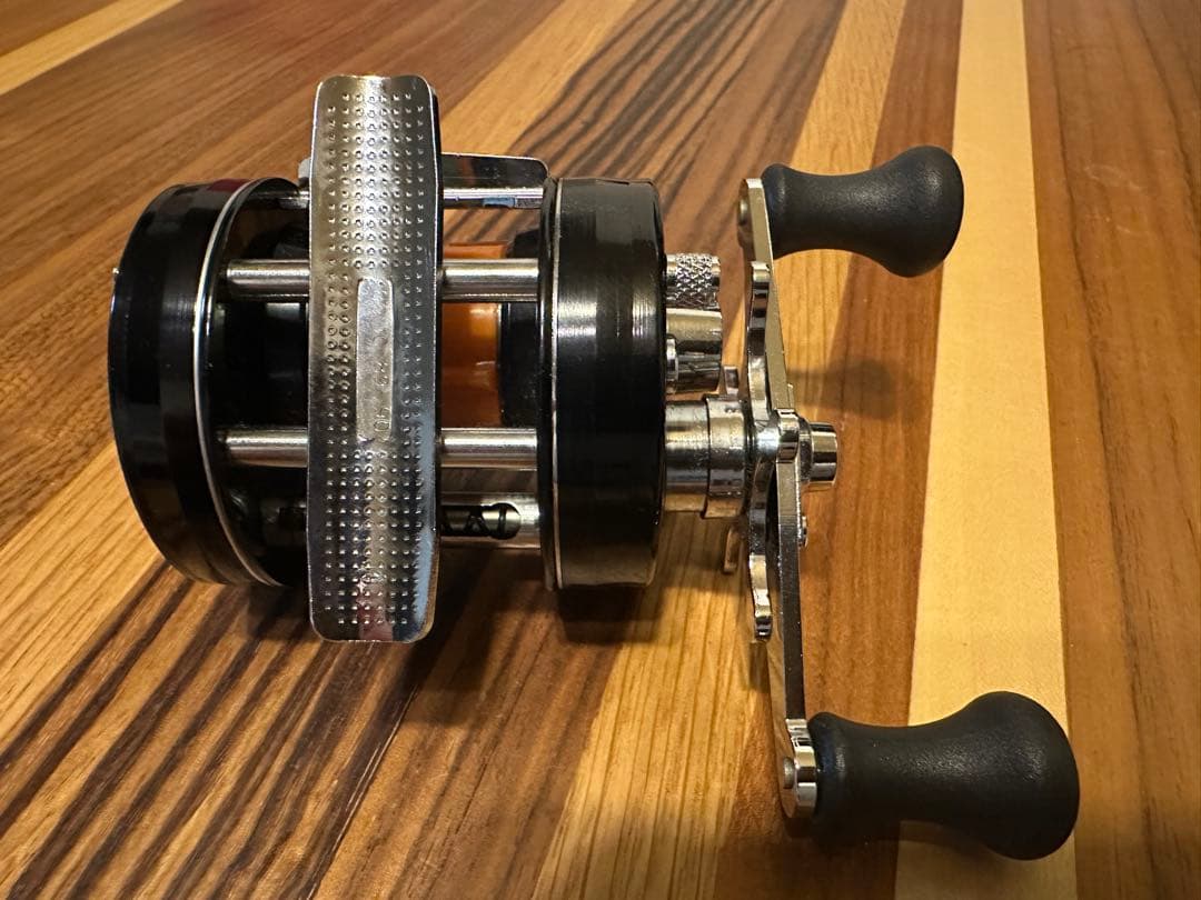 ABU Ambassadeur 2500C アブ アンバサダー ブラック リール