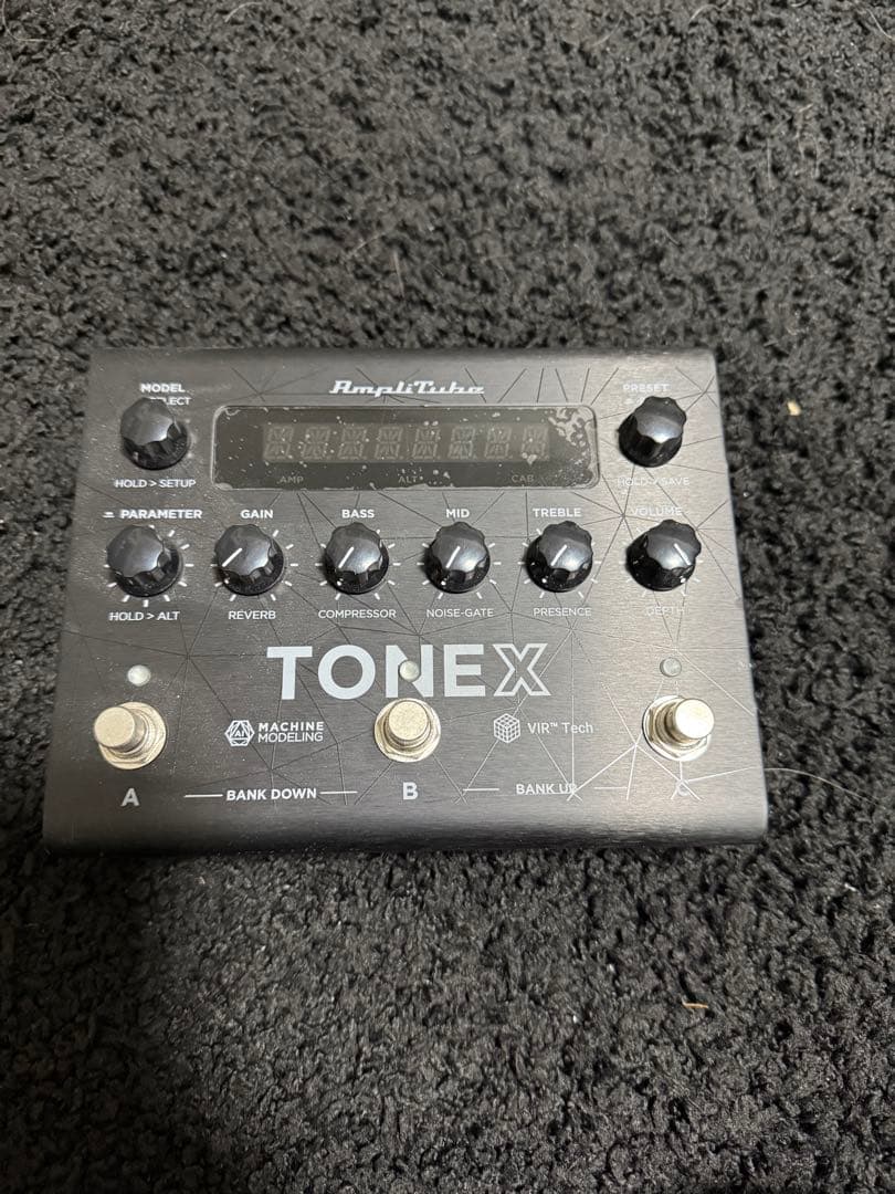 ギター IK MULTIMEDIA TONEX Pedal