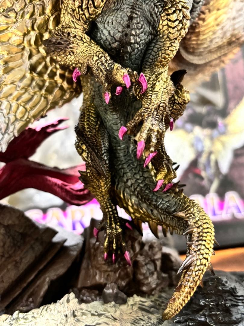 クリエイターズモデル　天迴龍シャガルマガラ