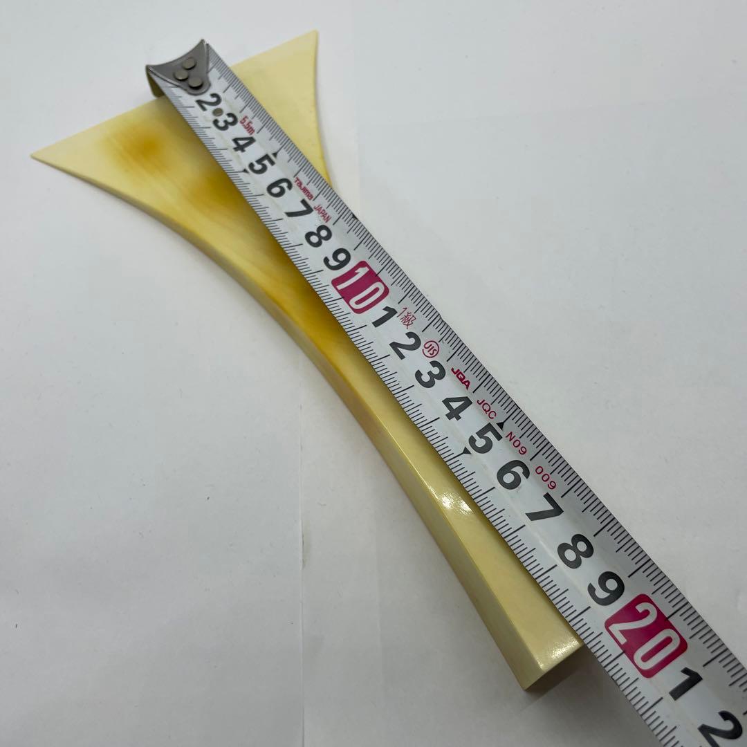 ヴィンテージ   天然素材　バチ　重さ約　113g  #387