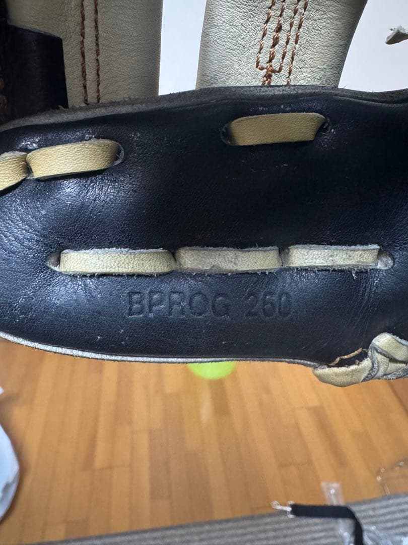 ZETTプロステイタス　硬式内野手用　吉川モデル　美品‼️