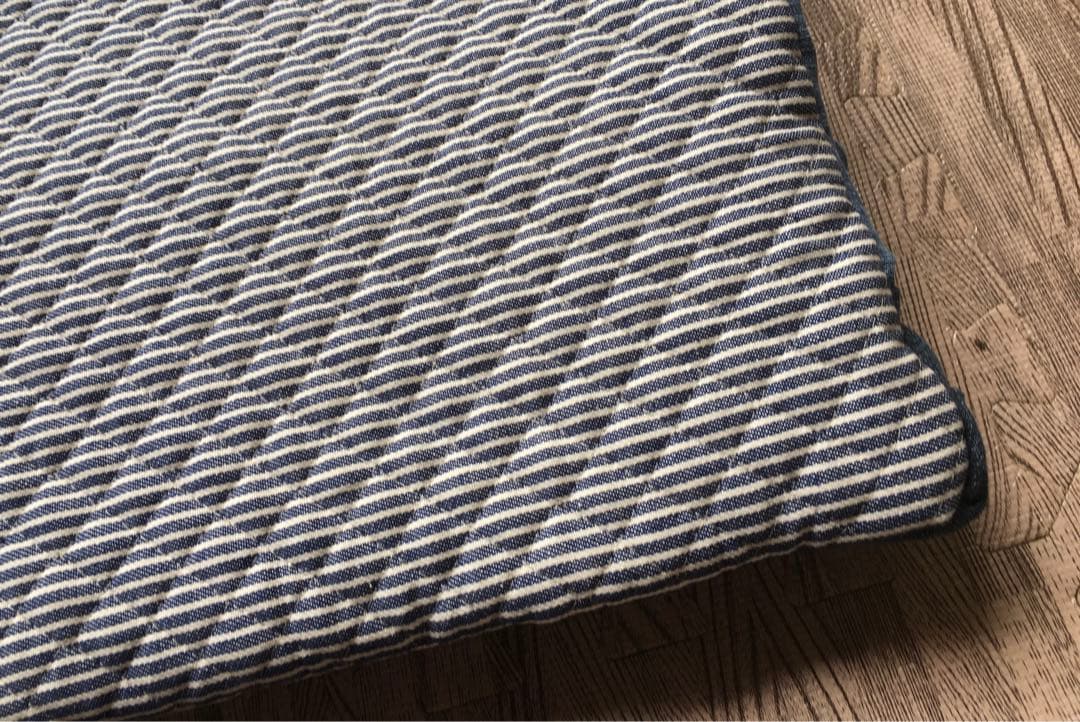 ぽこぽこカフェマット　Mサイズ　クッション　①  デニムリメイク