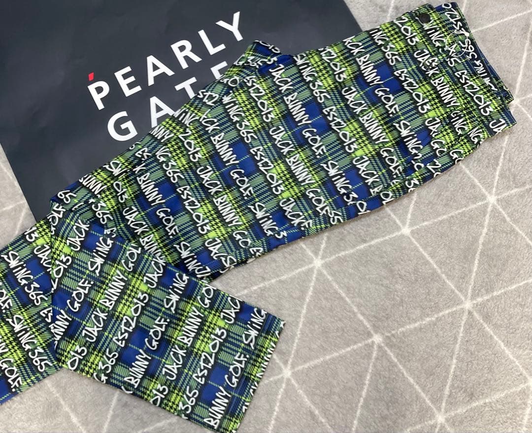 新品 パーリーゲイツ ジャックバニー ドビー二重織り裏起毛パンツ(4)M/ライム