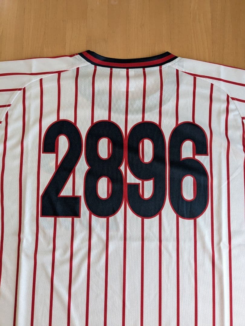 新品未使用東京ヤクルトスワローズつばくろう復刻ユニフォーム