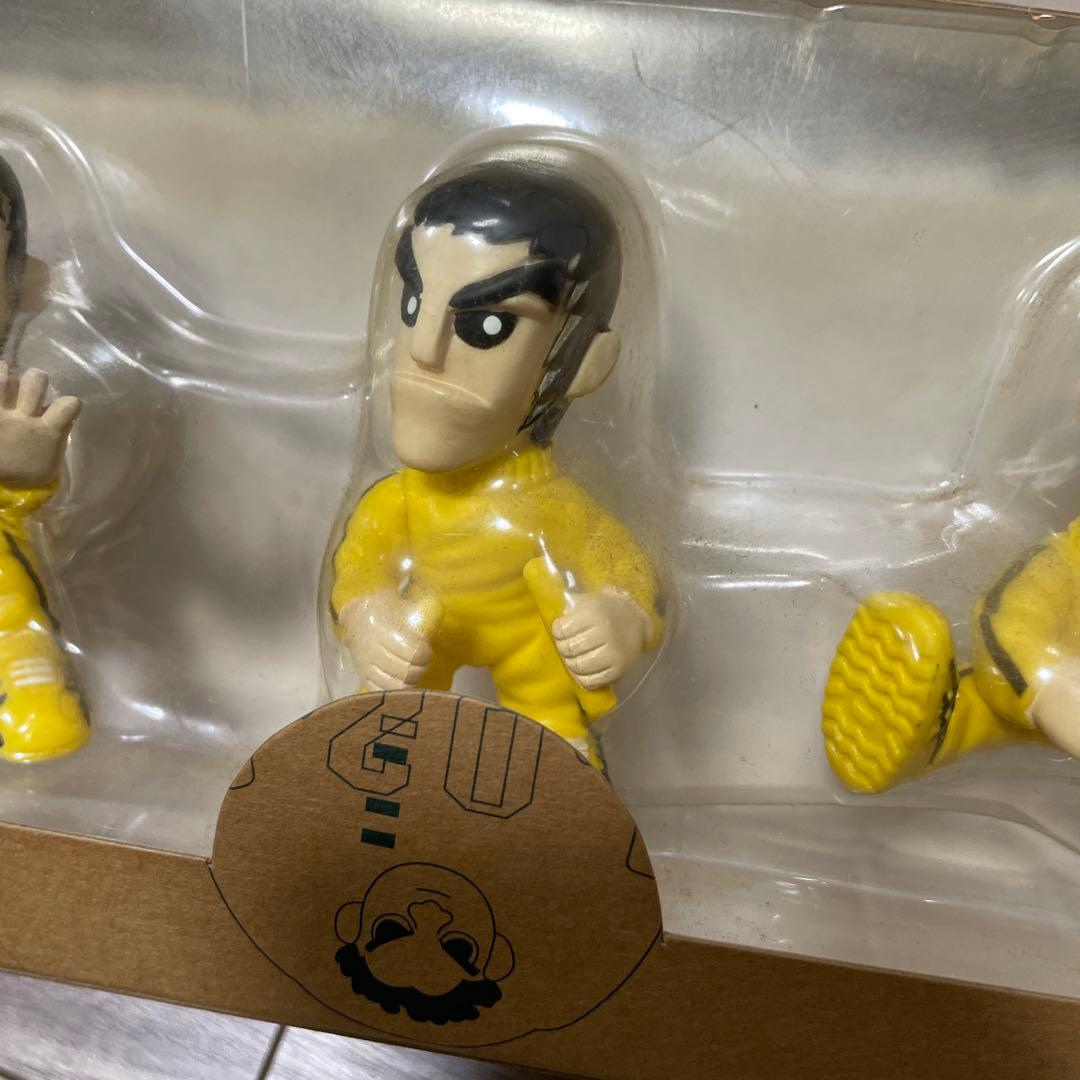 激レア ヴィンテージ イエロー武道家フィギュア3体セット　ブルースリー