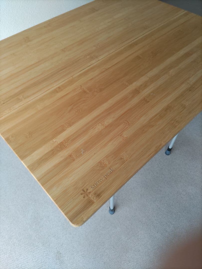 アジャスタブル　フォールディングテーブル（バンブー）