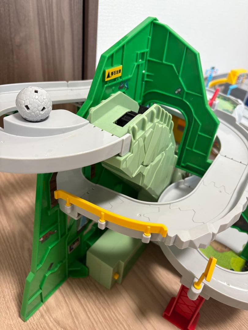 トミカ トミカワールド トミカビル やまのぼりドライブ トミカアクション高速道路