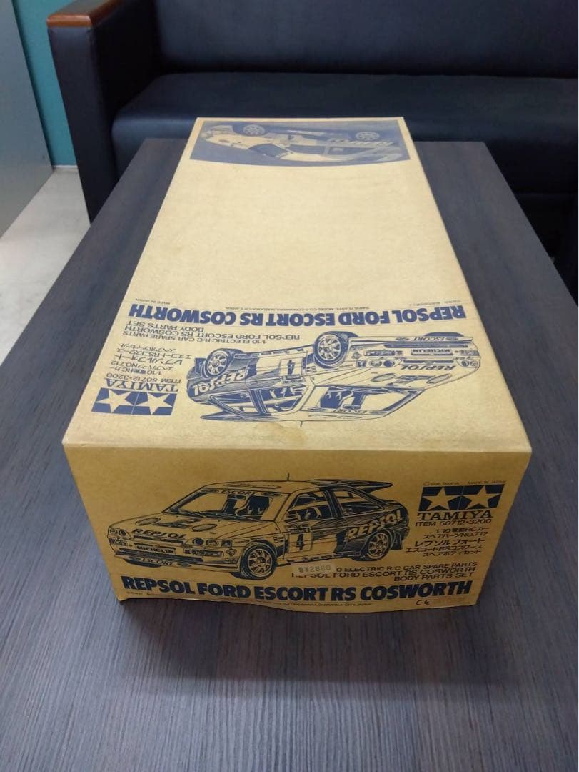 タミヤレプソルフォードエスコートRSラジコンボディ