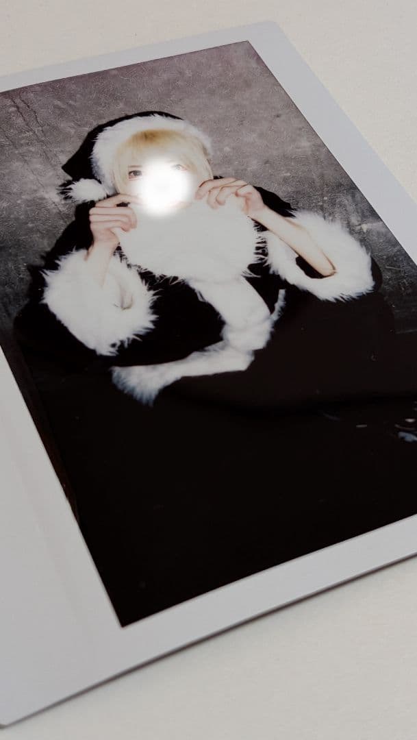 Poltergeist てん デカチェキ サンタコス